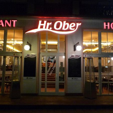 Doppelzimmer Dinner, Direkt Am Alten Strom Росток Экстерьер фото